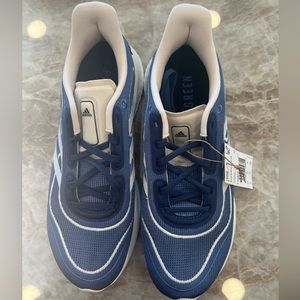 Adidas Supernova Running Shoes BRAND NEW